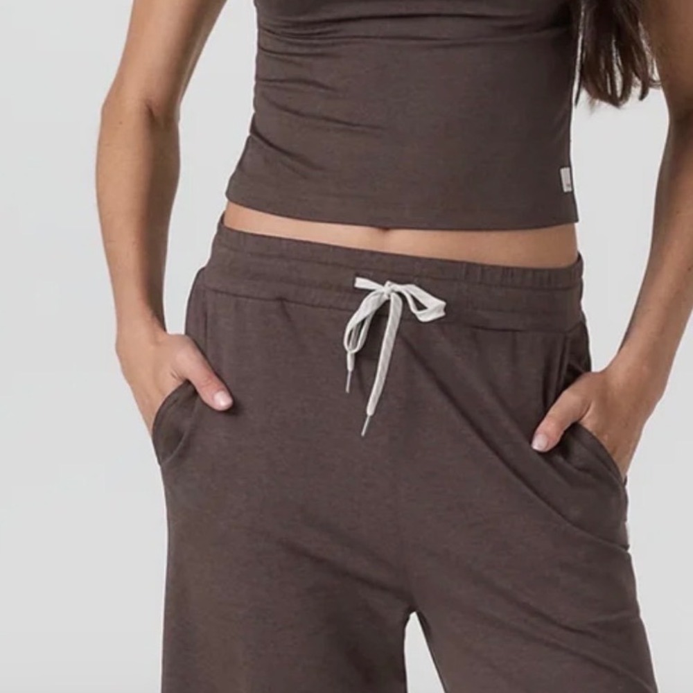 Vuori Plum DreamKnit Performance Stretch Drawstring Women's Size S 26in Inseam